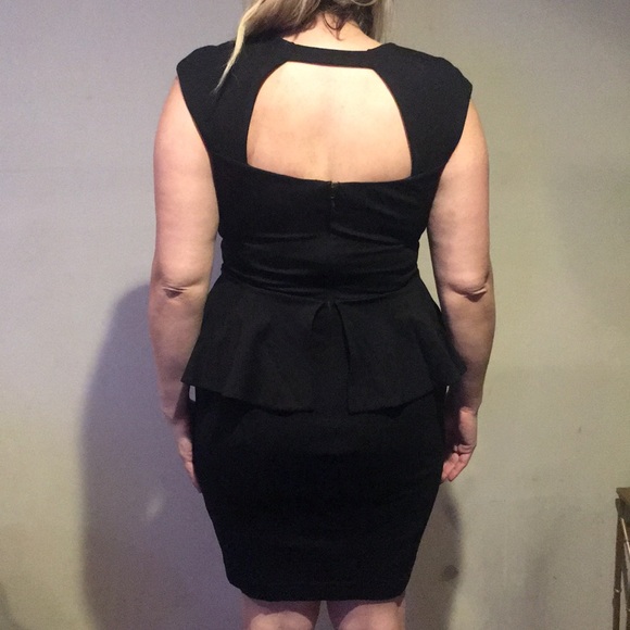 Black cocktail peplum BEBE dress like NEW - Picture 4 of 8
